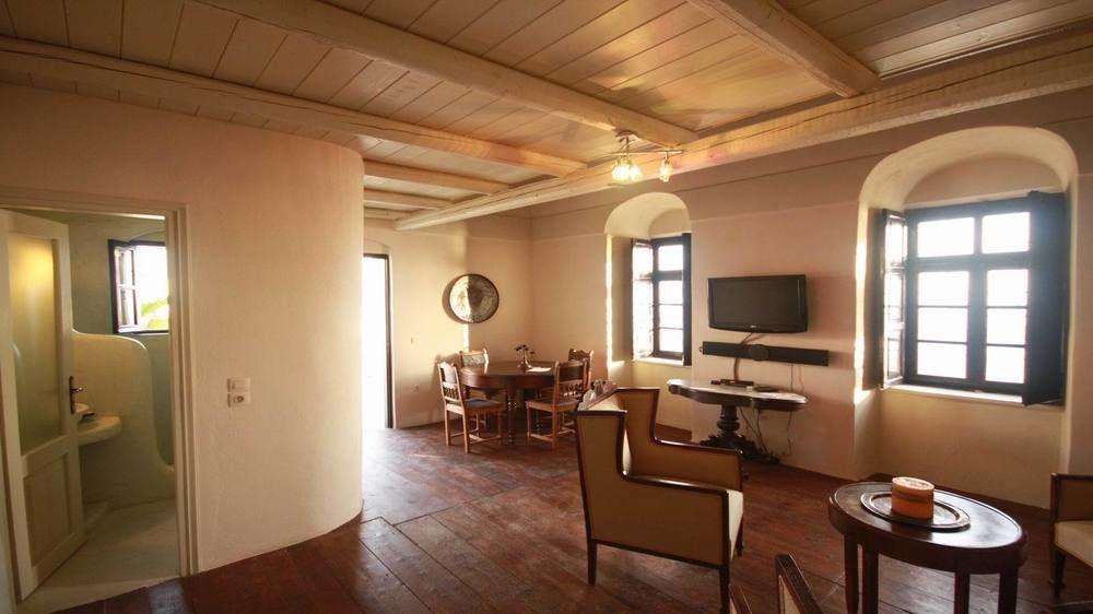 Lava Suites & Lounge Fira  Exterior photo